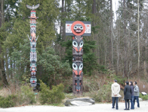 Totems Tourists